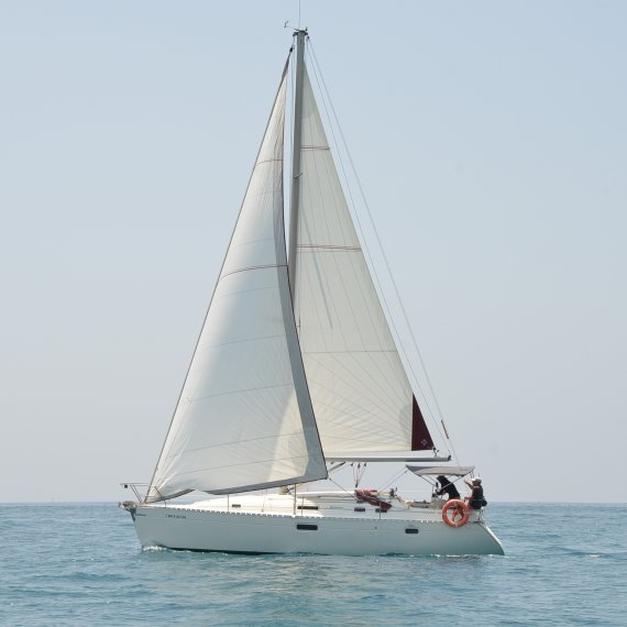 Beneteau Oceanis 351